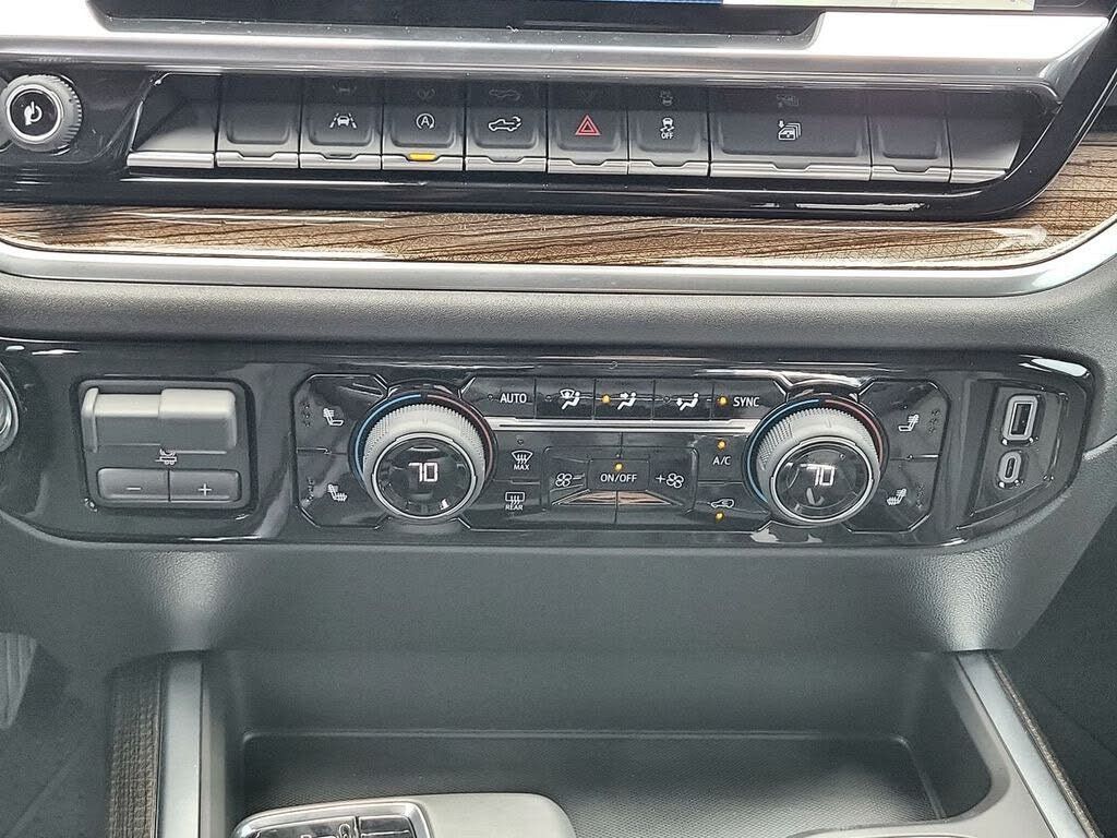 2026 CHEVROLET Silverado - photo 6