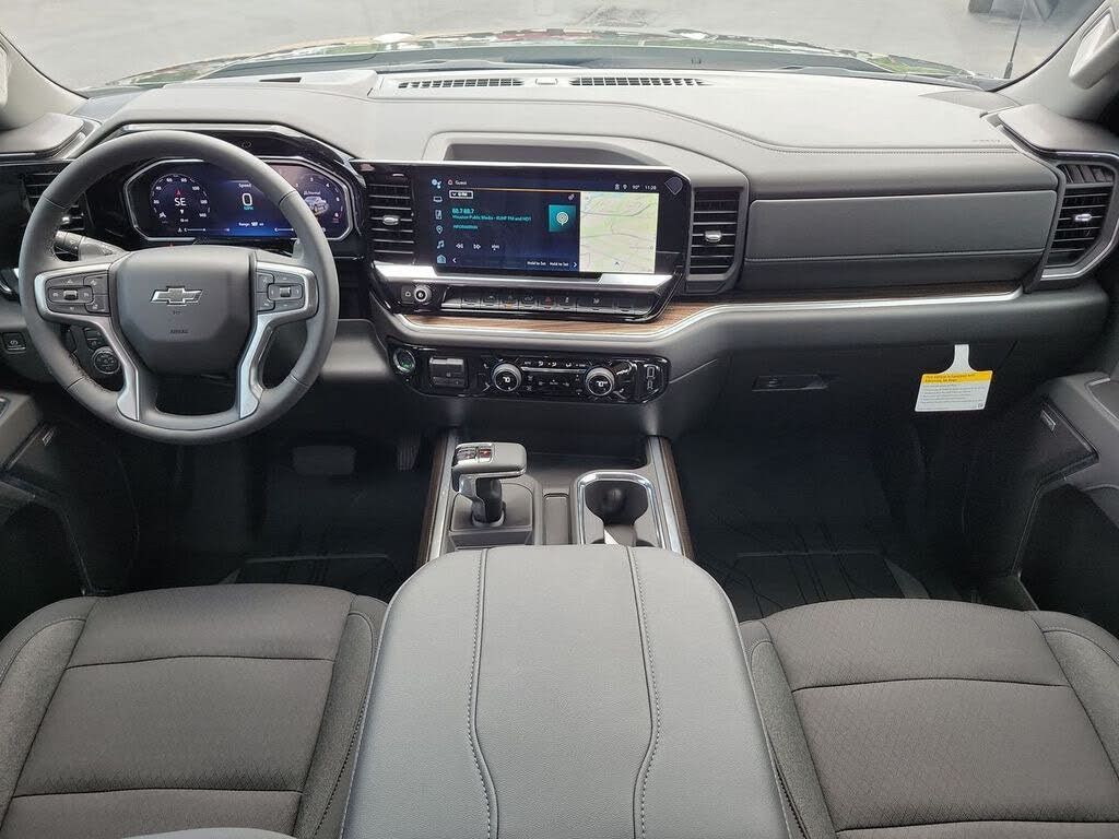 2026 CHEVROLET Silverado - photo 12