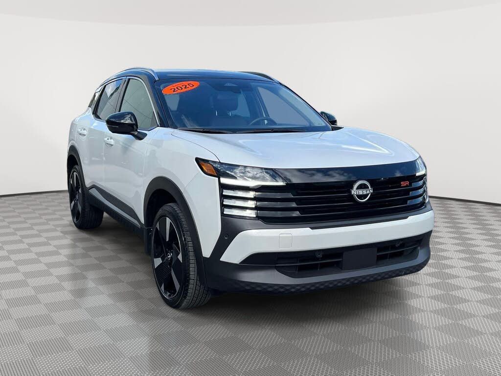 2025 Nissan Kicks MPV SR