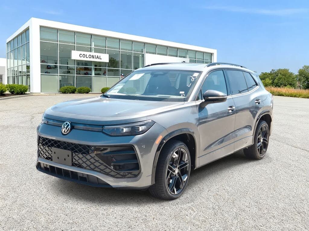 2026 Volkswagen Tiguan 4Motion SE R