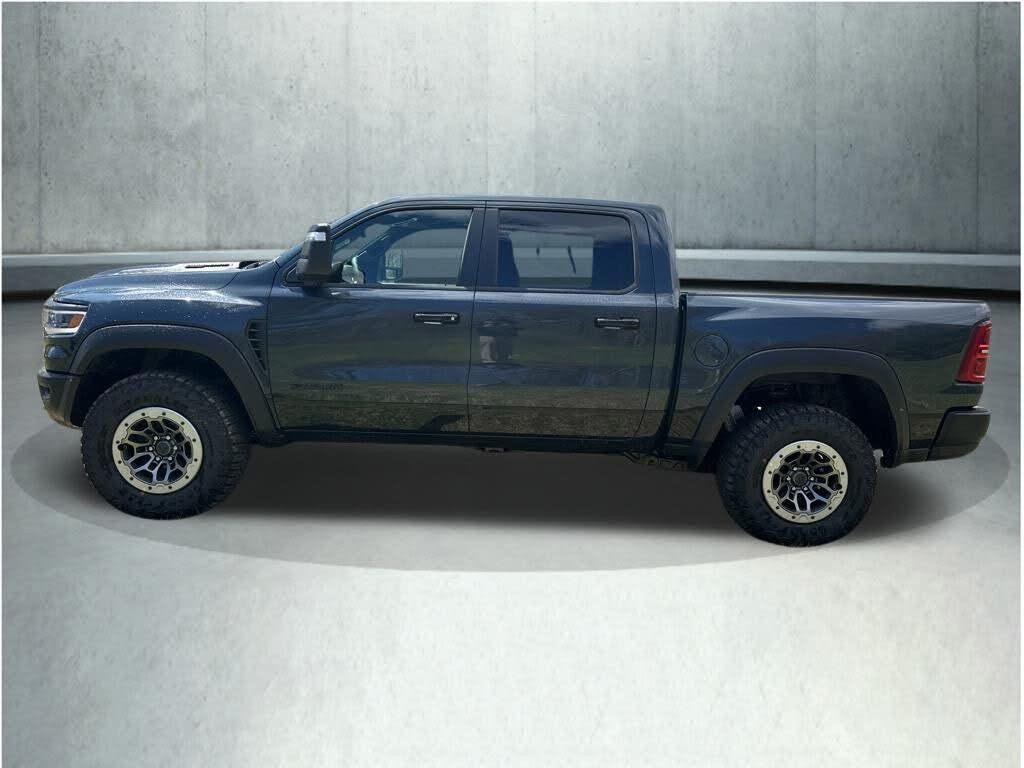 2026 RAM 1500 - photo 2