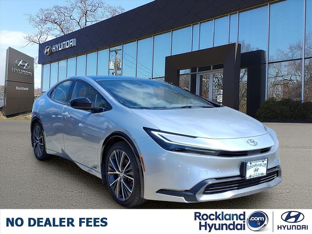 2023 Toyota Prius XLE