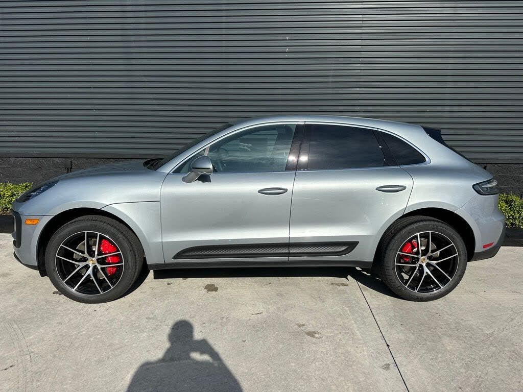2026 PORSCHE Macan - photo 2