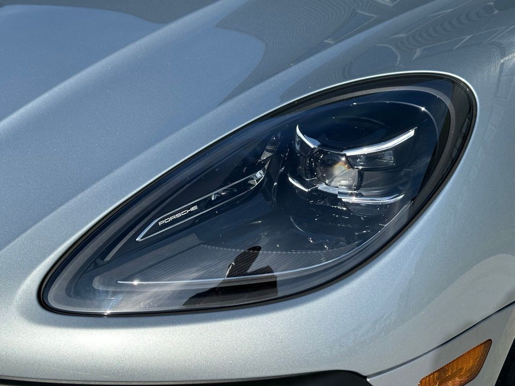 2026 PORSCHE Macan - photo 13