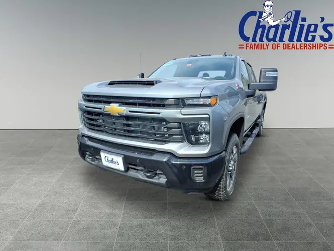 2026 Chevrolet Silverado Custom
