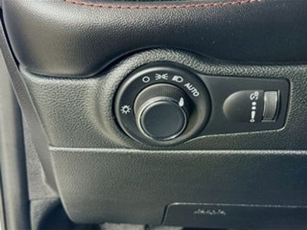 2025 DODGE Durango - photo 12