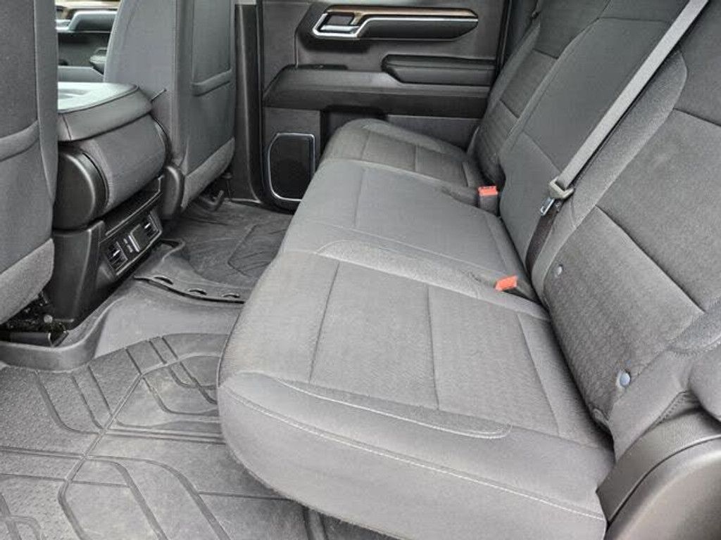 2024 CHEVROLET Silverado - photo 30