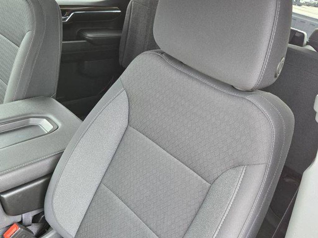 2024 CHEVROLET Silverado - photo 24
