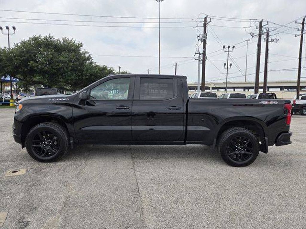 2024 CHEVROLET Silverado - photo 4