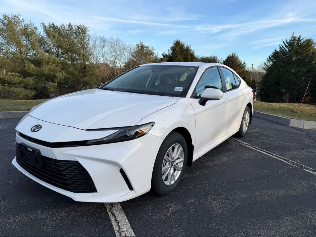 2026 TOYOTA Camry - photo 5