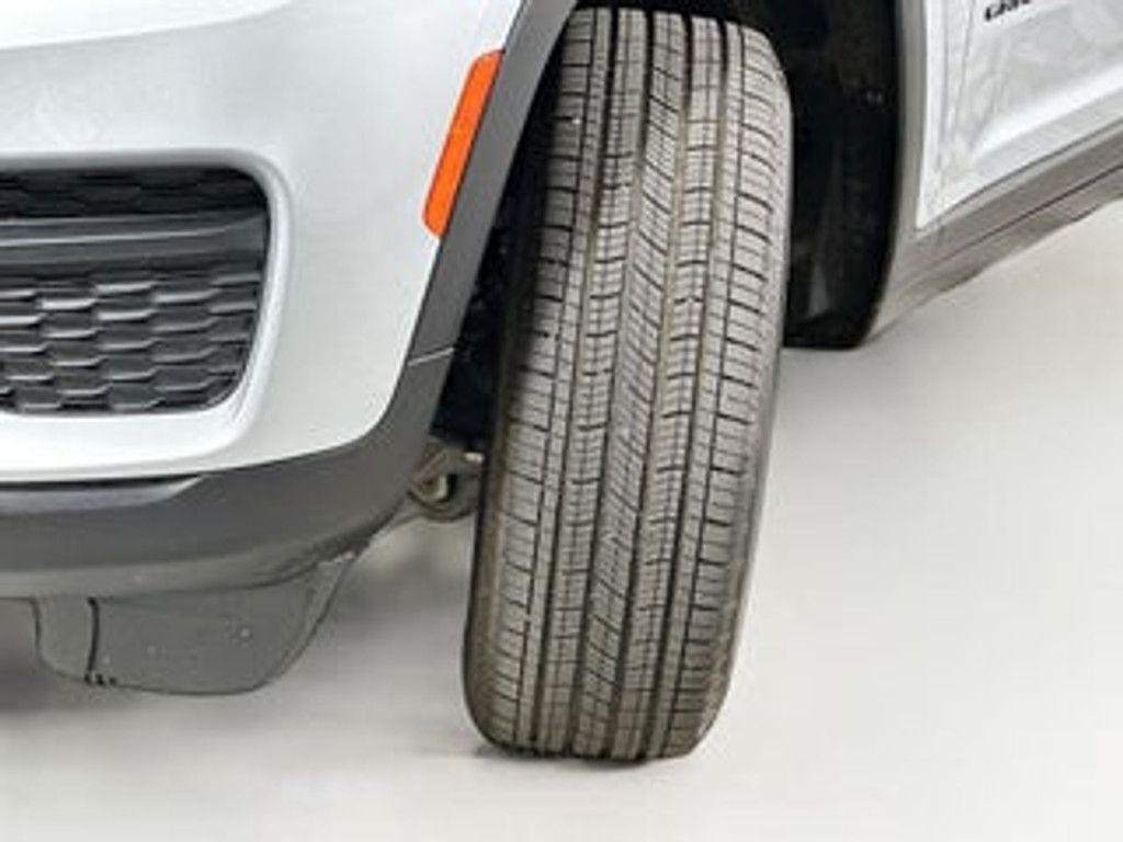 2025 JEEP Grand Cherokee - photo 25