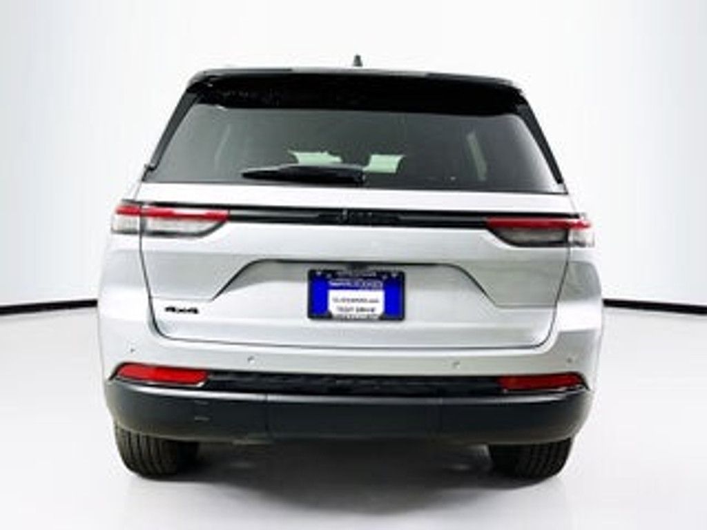 2025 JEEP Grand Cherokee - photo 15
