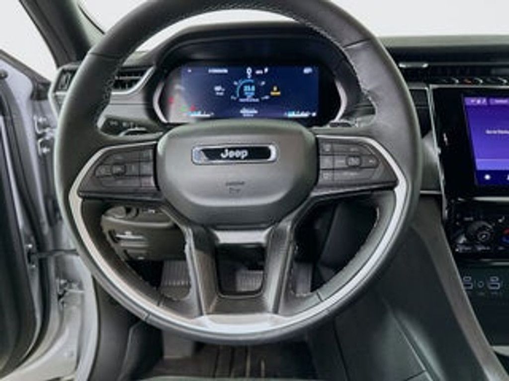 2025 JEEP Grand Cherokee - photo 18