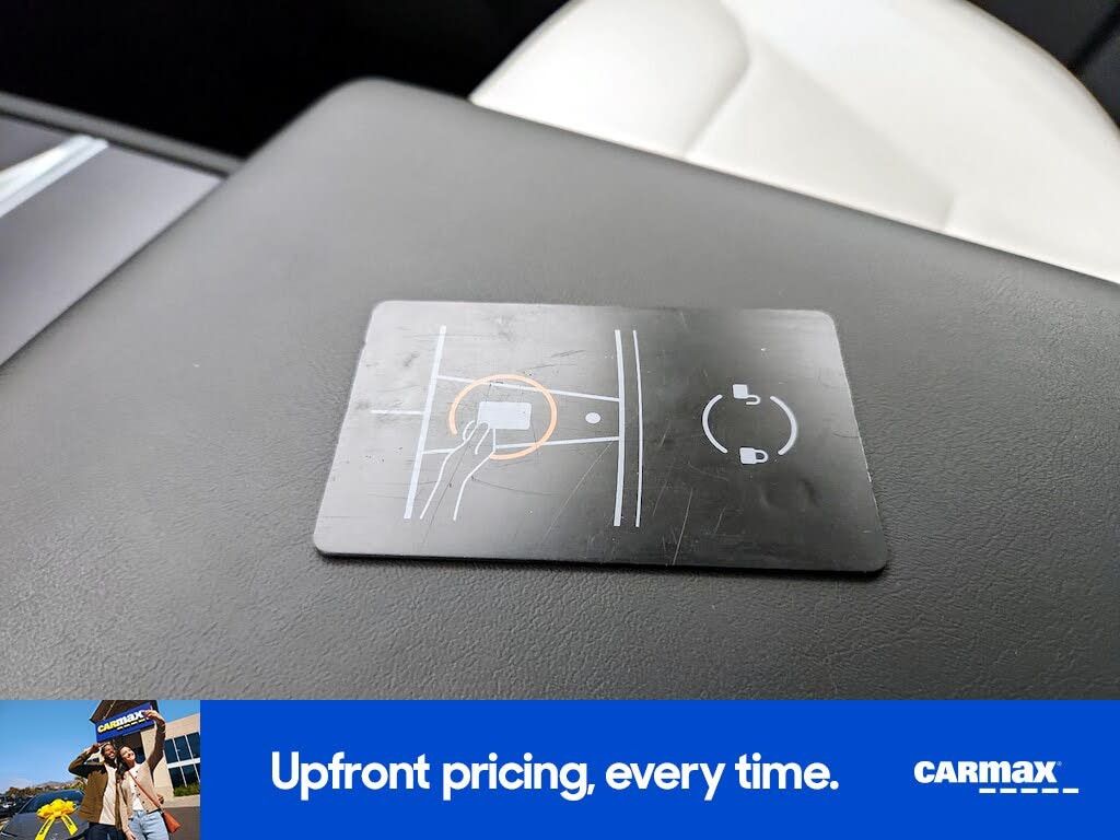 2026 TESLA Model Y - photo 27
