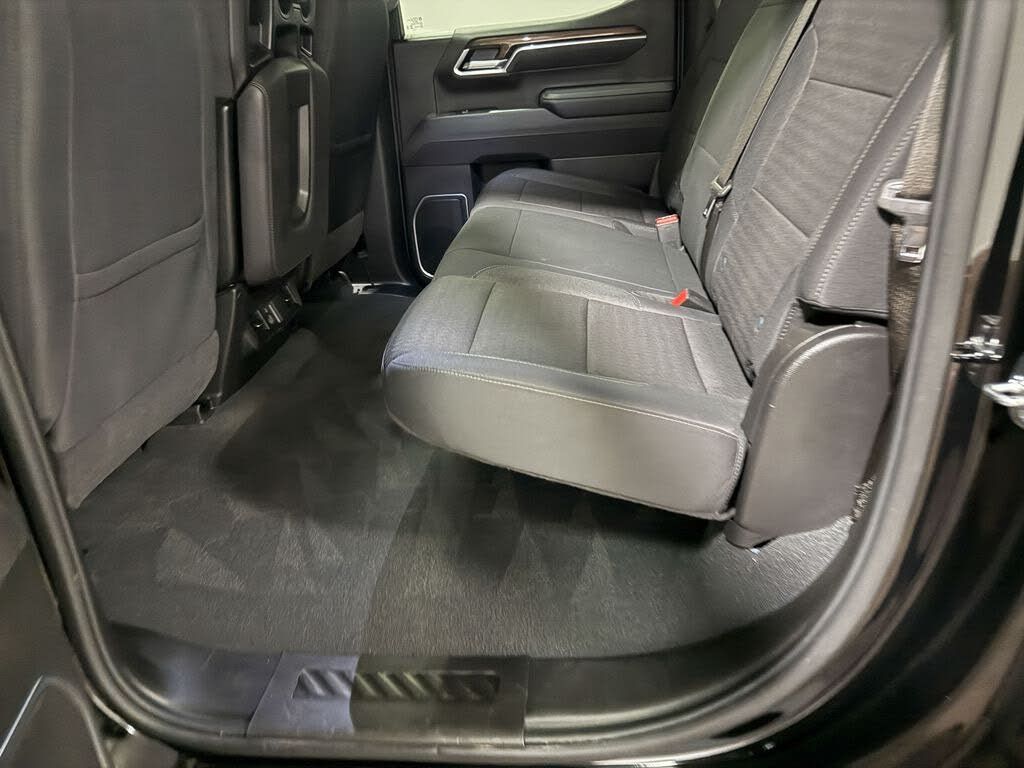 2026 CHEVROLET Silverado - photo 48