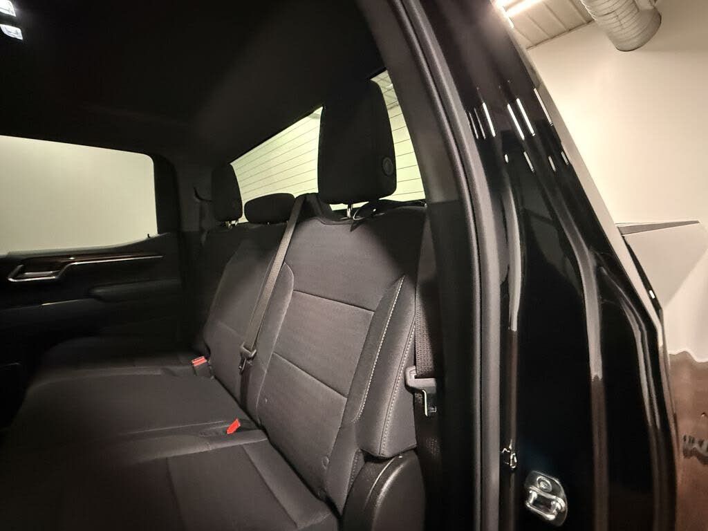 2026 CHEVROLET Silverado - photo 49