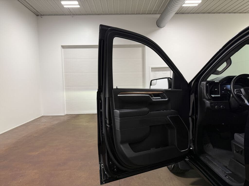 2026 CHEVROLET Silverado - photo 57