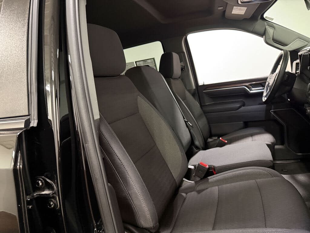 2026 CHEVROLET Silverado - photo 64