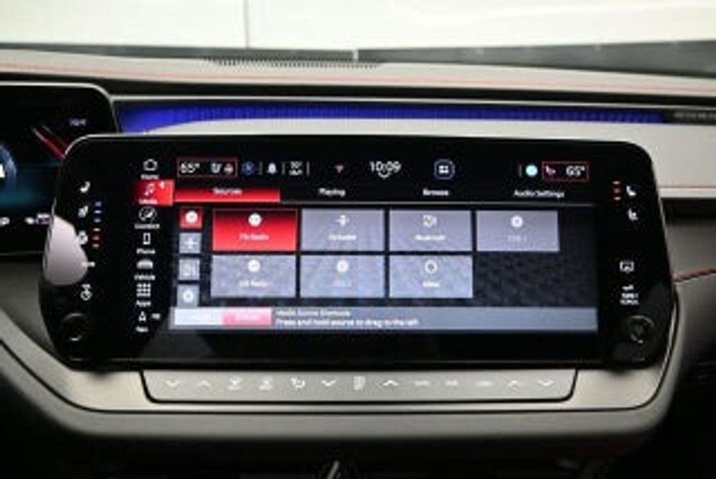 2026 DODGE Charger - photo 33