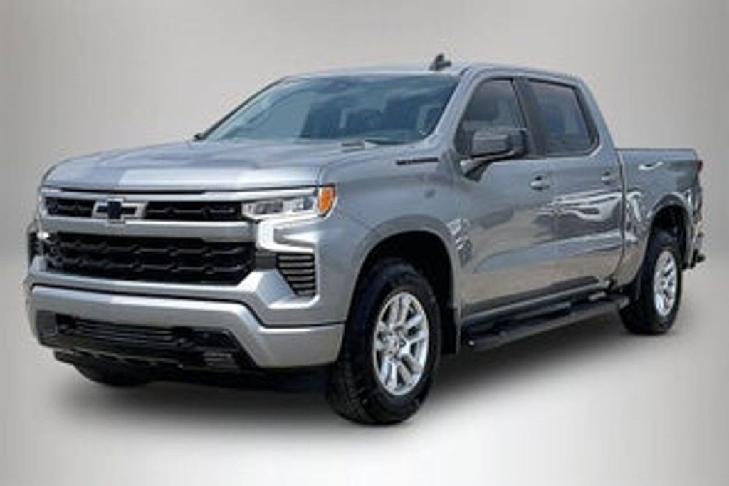 2023 CHEVROLET Silverado - photo 2