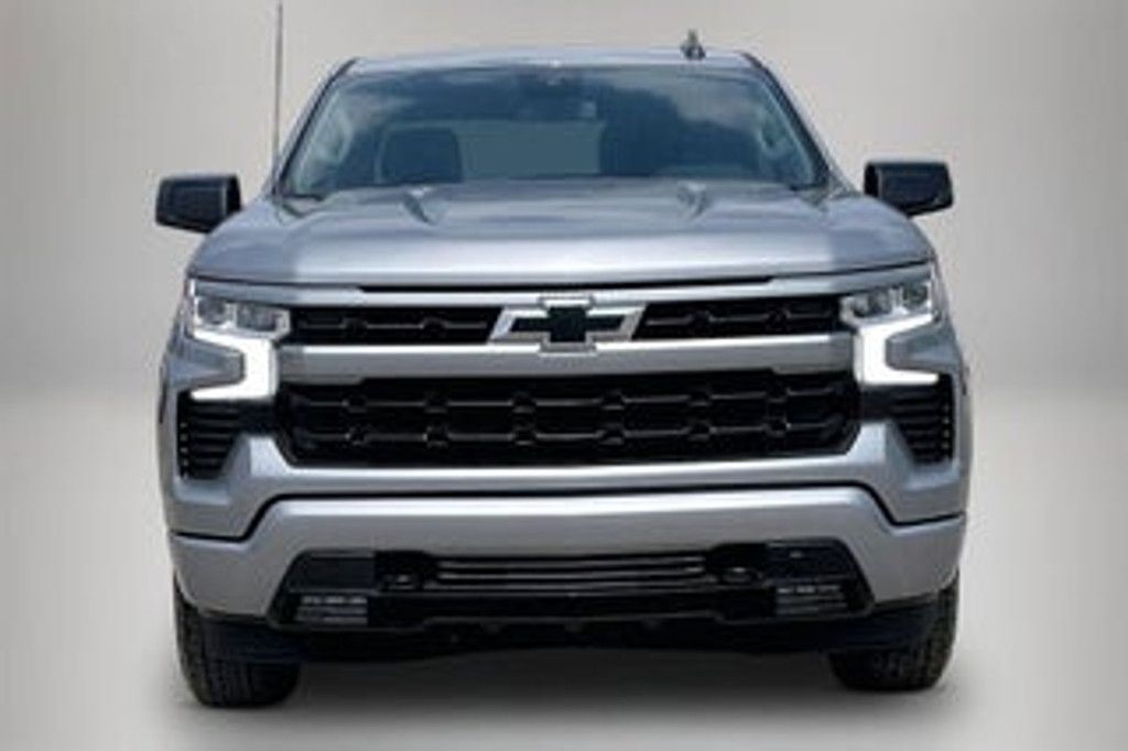 2023 CHEVROLET Silverado - photo 3