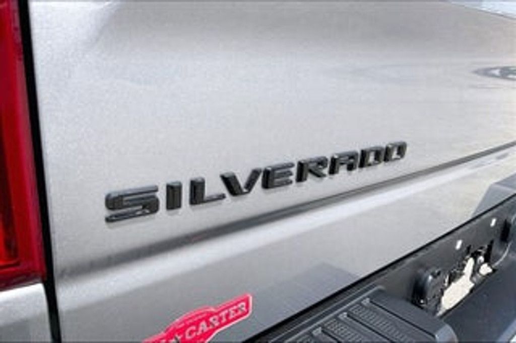 2023 CHEVROLET Silverado - photo 27