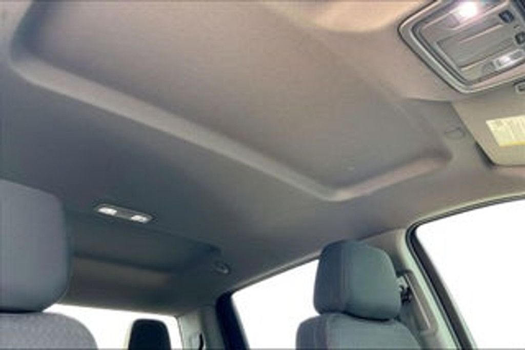 2023 CHEVROLET Silverado - photo 28