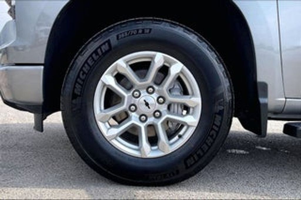 2023 CHEVROLET Silverado - photo 35