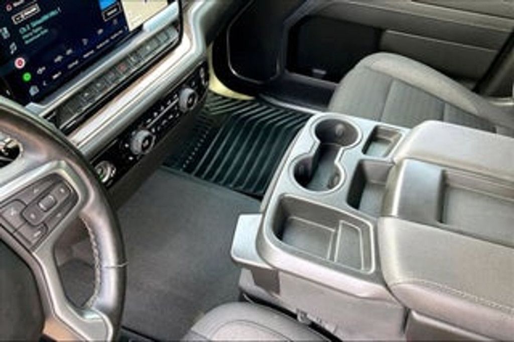 2023 CHEVROLET Silverado - photo 15