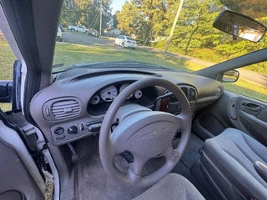 2002 MAZDA MPV - photo 16