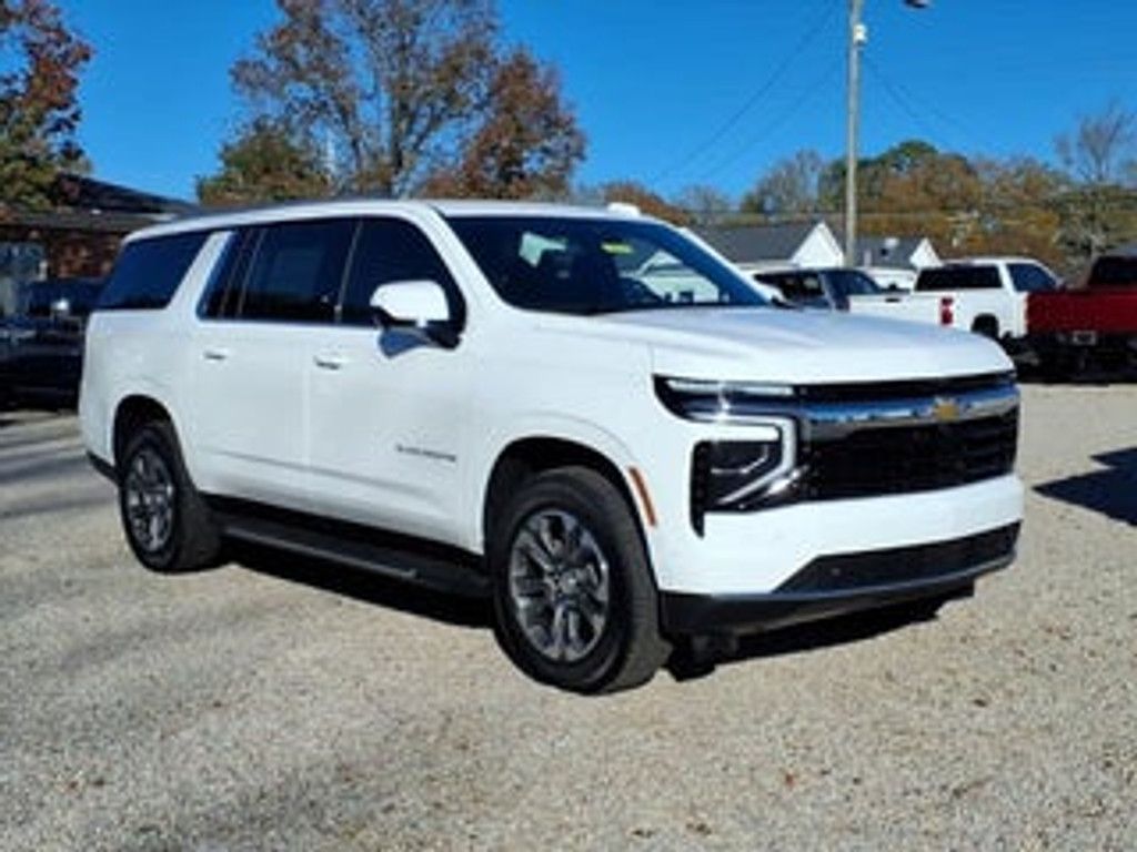 2026 Chevrolet Suburban LT