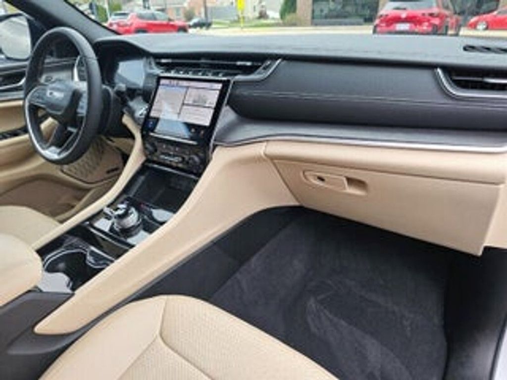 2023 JEEP Grand Cherokee L - photo 32