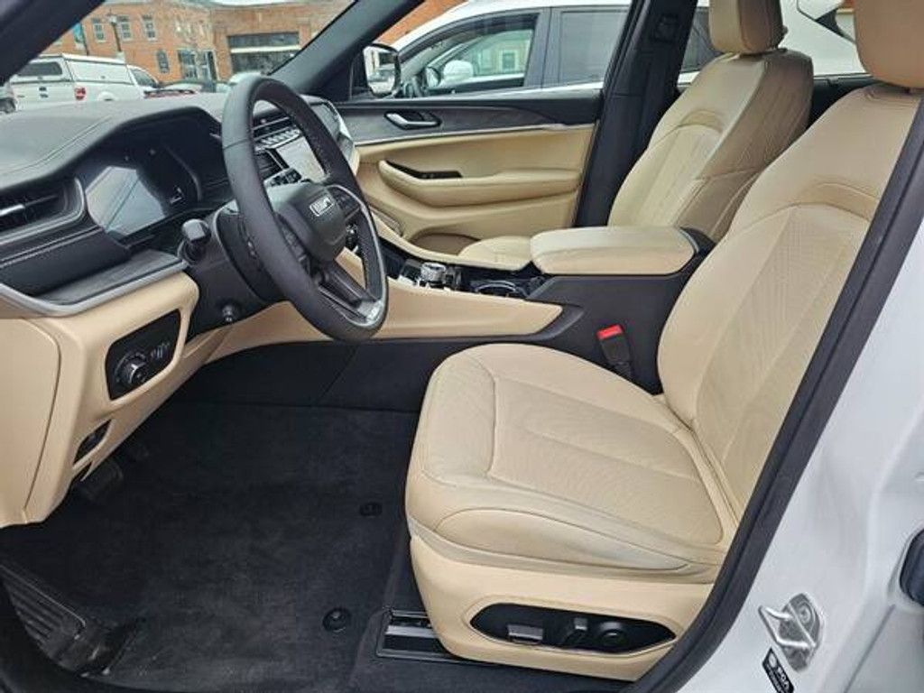 2023 JEEP Grand Cherokee L - photo 3