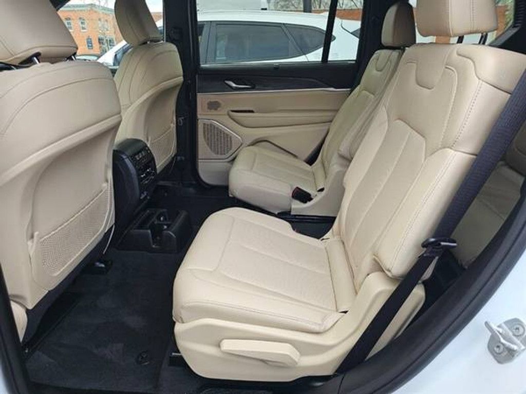 2023 JEEP Grand Cherokee L - photo 13