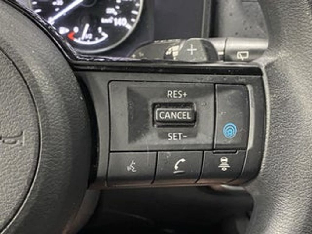 2023 NISSAN Rogue - photo 8
