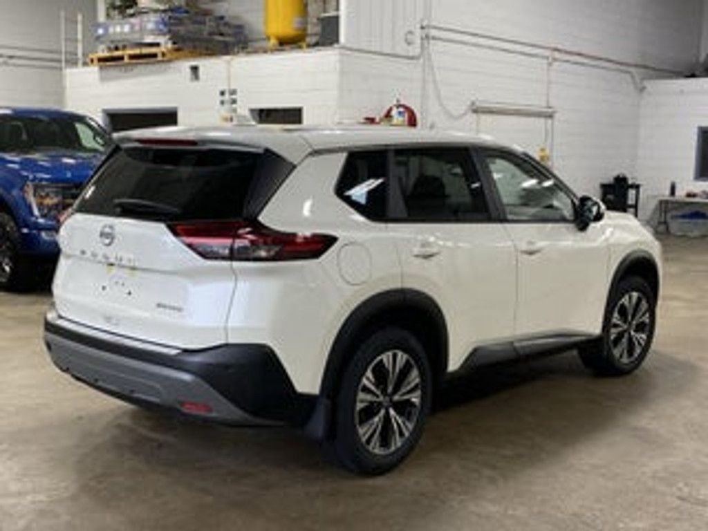 2023 NISSAN Rogue - photo 3