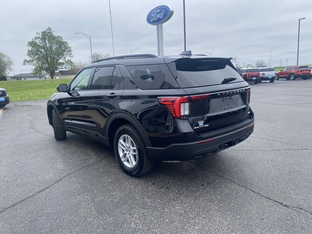 2026 FORD Explorer - photo 6