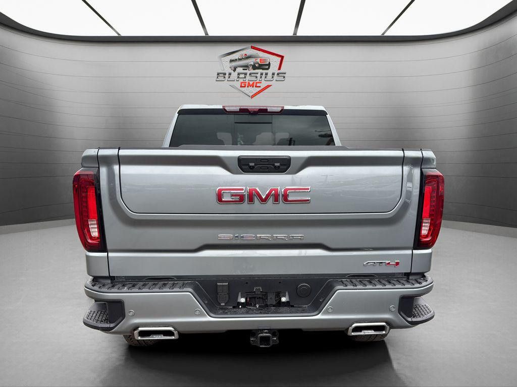 2026 GMC Sierra - photo 4