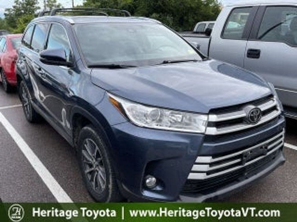 2019 Toyota Highlander SE XLE