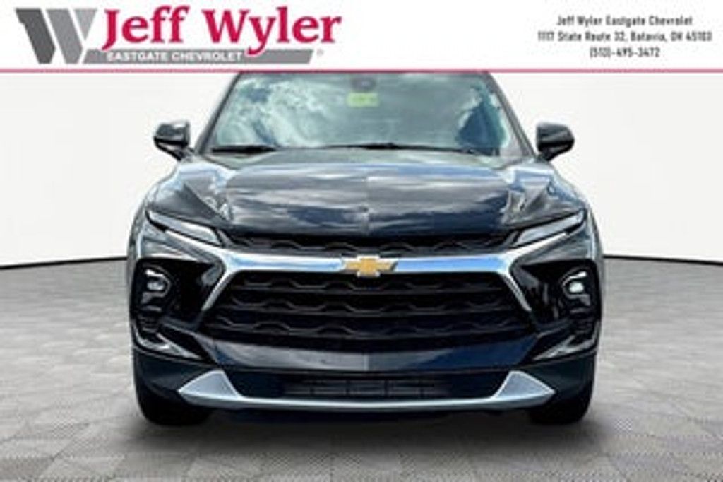 2025 SUBARU Forester - photo 3