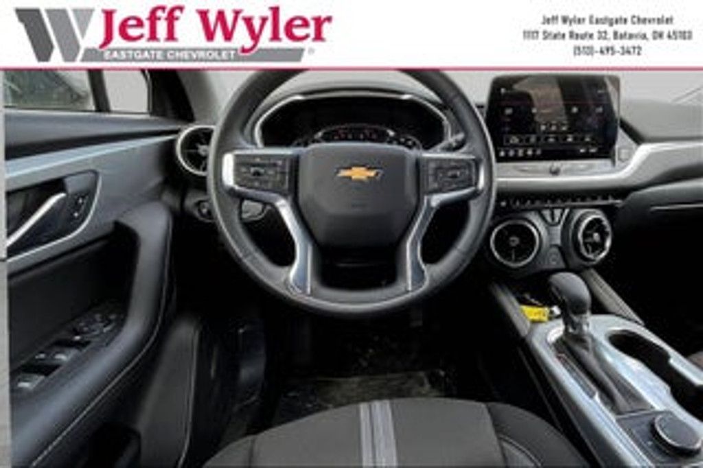 2025 SUBARU Forester - photo 11