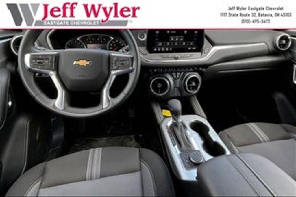 2025 SUBARU Forester - photo 12