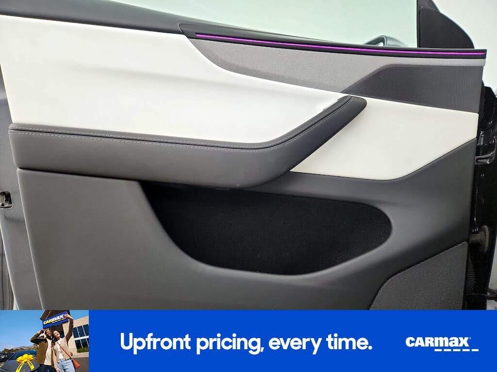 2026 TESLA Model Y - photo 15