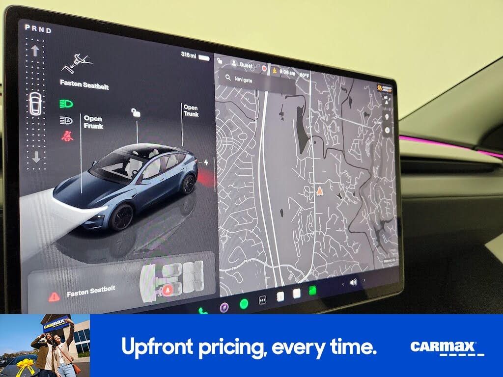 2026 TESLA Model Y - photo 17