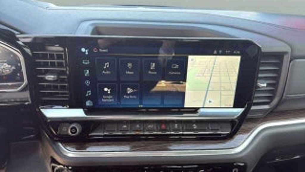 2026 CHEVROLET Silverado - photo 19