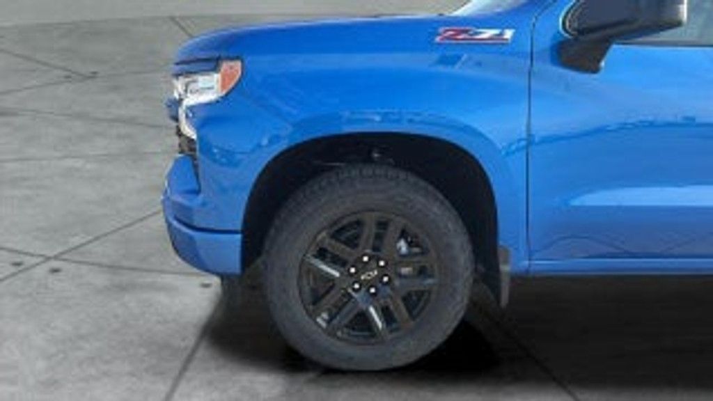 2026 CHEVROLET Silverado - photo 25