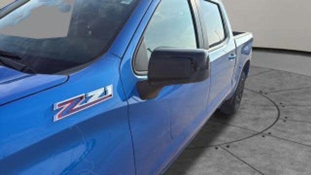 2026 CHEVROLET Silverado - photo 27
