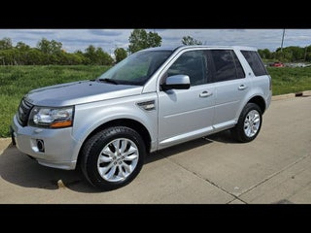 2014 LAND ROVER LR2 - main photo