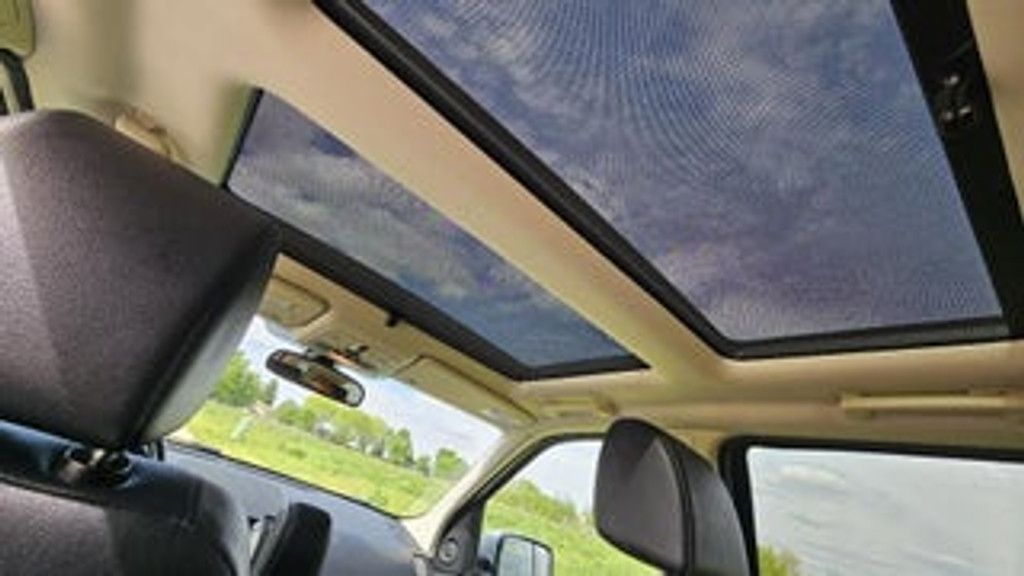 2014 LAND ROVER LR2 - photo 25