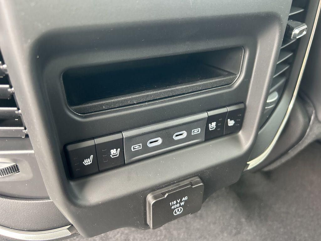 2026 RAM 1500 - photo 7